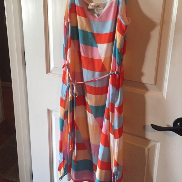 NanaMacs Allesia Geometric Dress - Picture 4 of 5